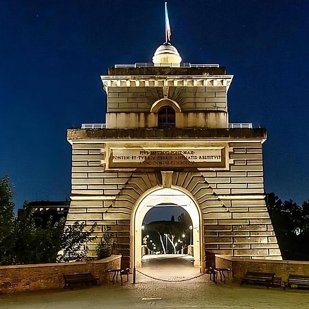 Dolcevita Ponte Milvio Рим Екстер'єр фото